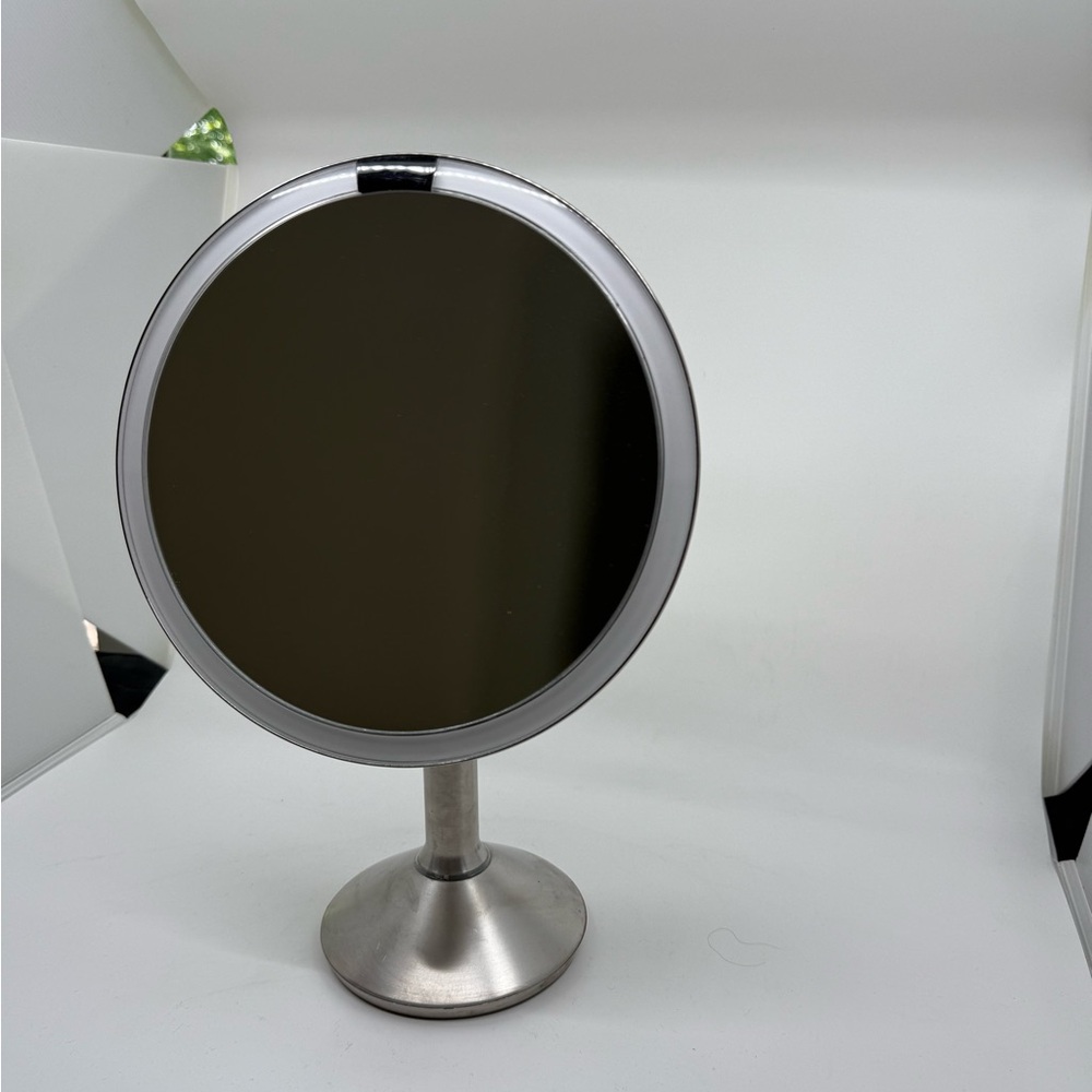 Simplehuman Sensor Mirror - Picture 2 of 4
